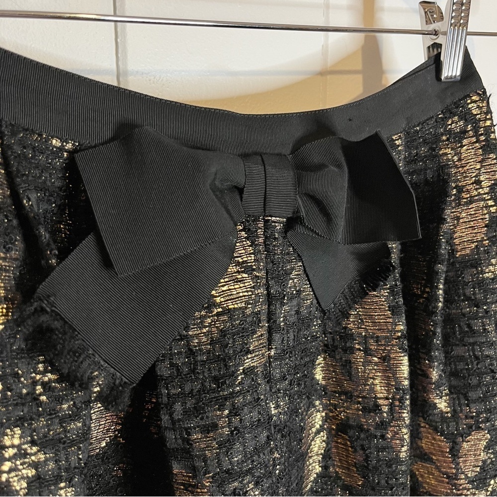 Sportcraft Inc. Black and Gold Skirt. - Picture 5 of 10